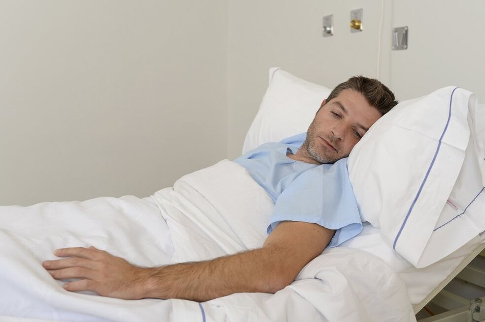 Uomo dopo l'impianto di testicoli